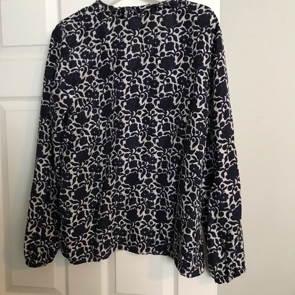 Blouse - Picture 2 of 3